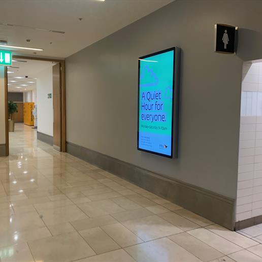 wall mounted screen, wall mounted poster display, digital signage, advertising screen