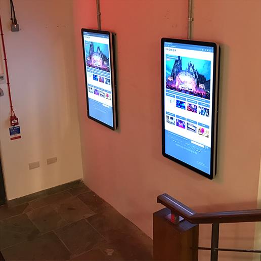 interactive kiosk,touch screen kiosk,advertising kiosk,digital kiosk,touch screen kiosk