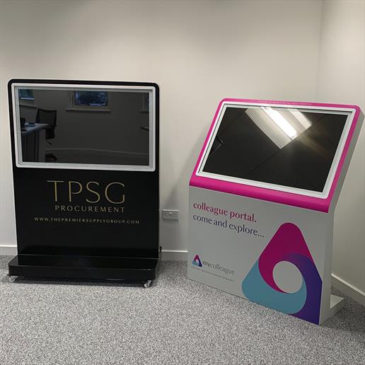 event hire, screen hire , digital signage hire, freestanding touch screen, digital totem